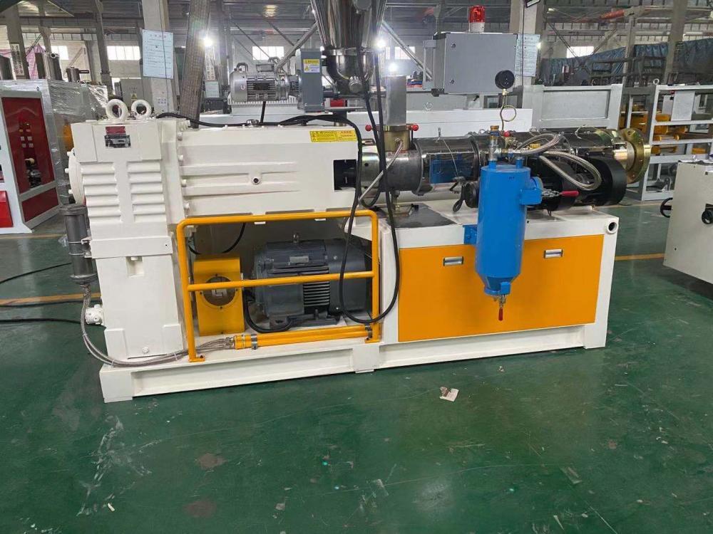 4 Profile Extrusion Extruder2