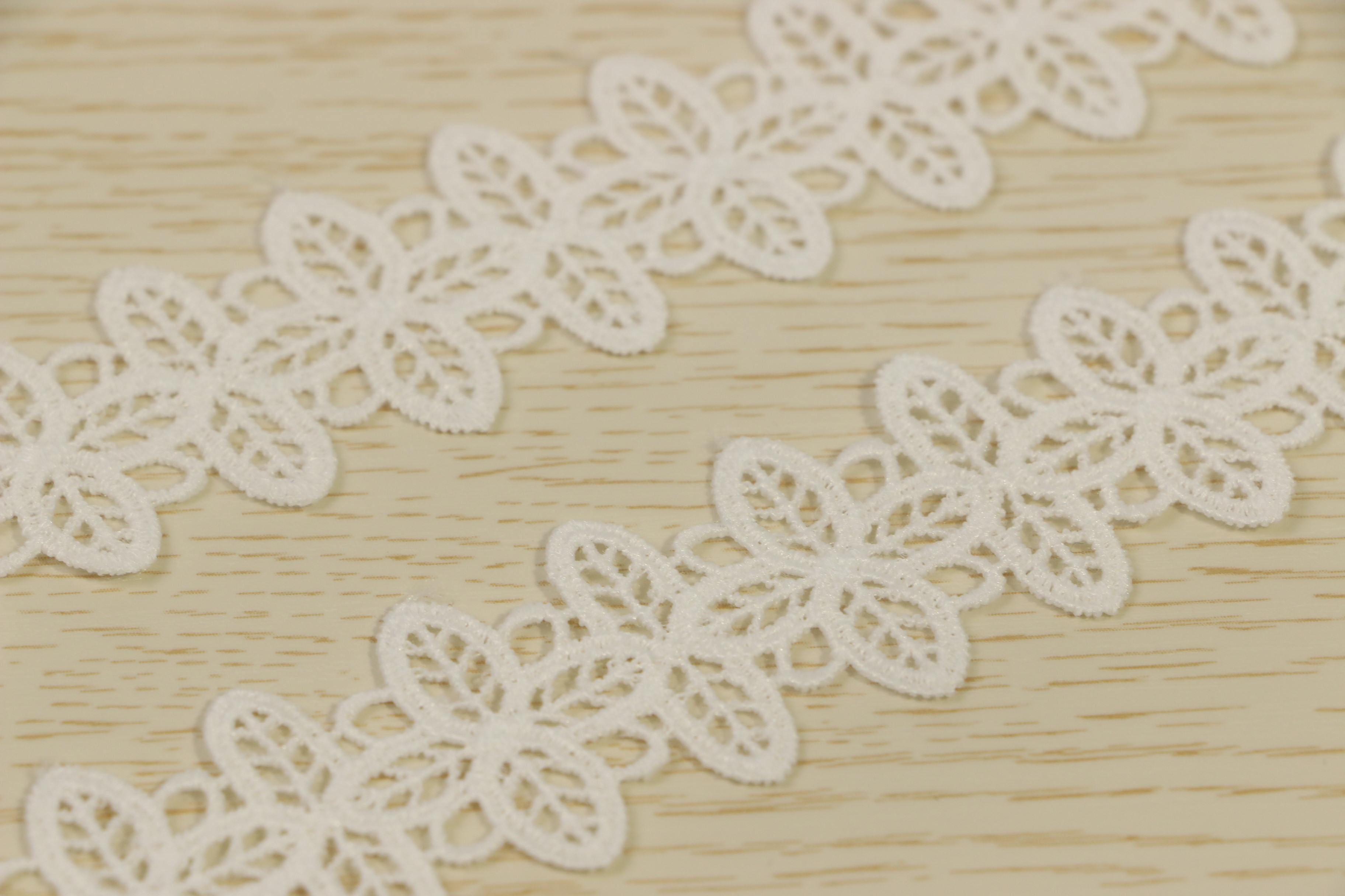 Symmetrical Guipure Water Soluble Lace 100% Polyester 1.1 Inch Ribbon