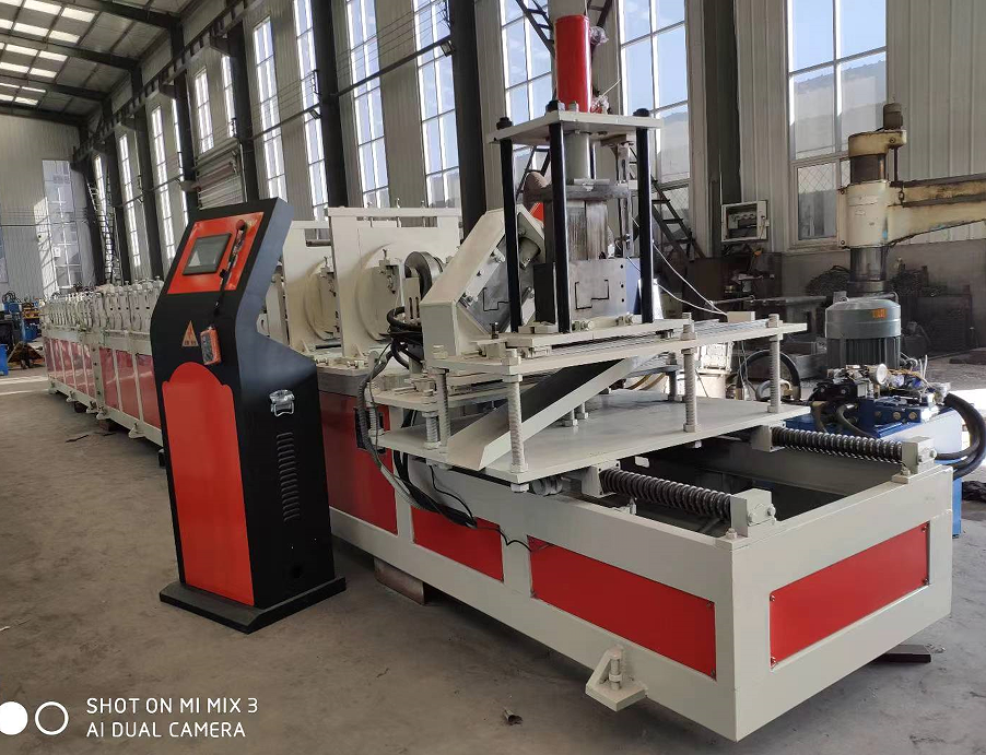 Metal door frame rolling machine