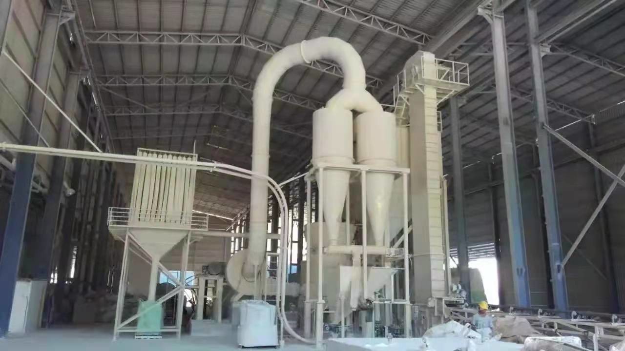Super Fine Powder Raymond Mill Machine / Vertical Roller Grinding Mill 6 Rollers