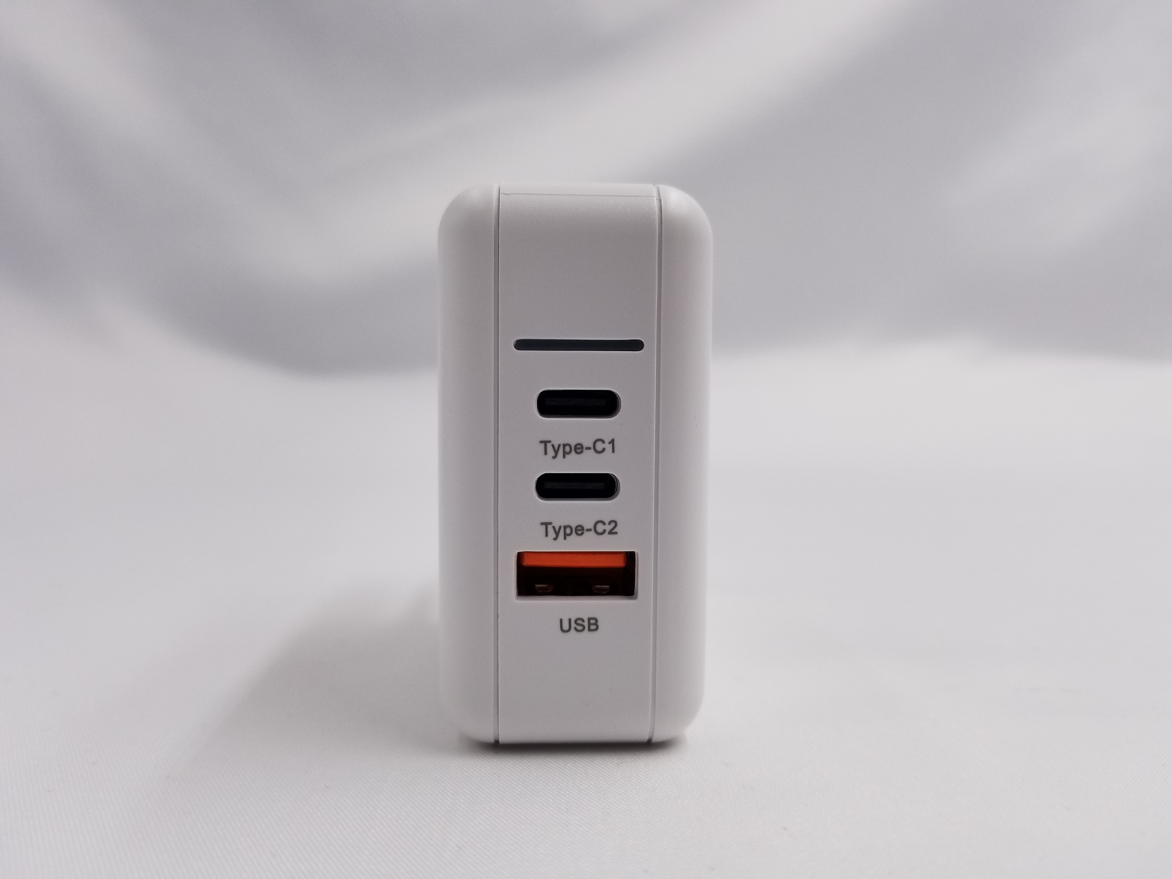 2 Type C USB 1.5A PD65W GaN Mobile Phone Charger