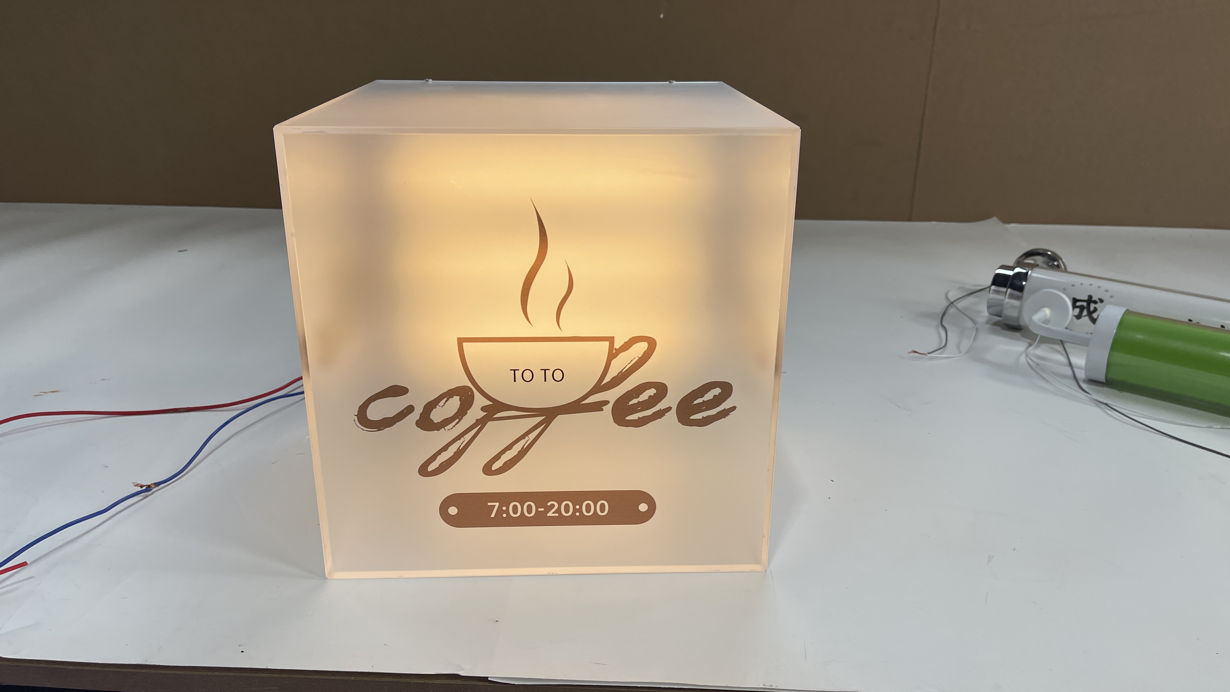 Customized Size Outdoor Light Box Sign with Stainless Steel Frame and LED Light Source