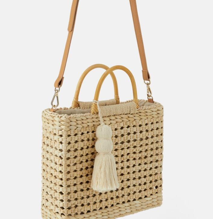Large Capacity Beach Handbags Rattan Handmade Kintted Travel Bags Handle Bag