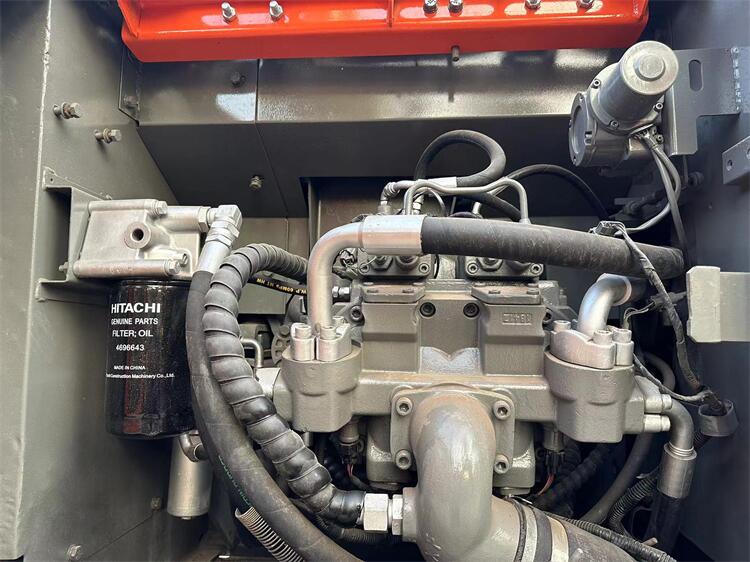 Used Hitachi Zx200 Excavator Japan Original Working Hours 810 Hydraulic Valve Original