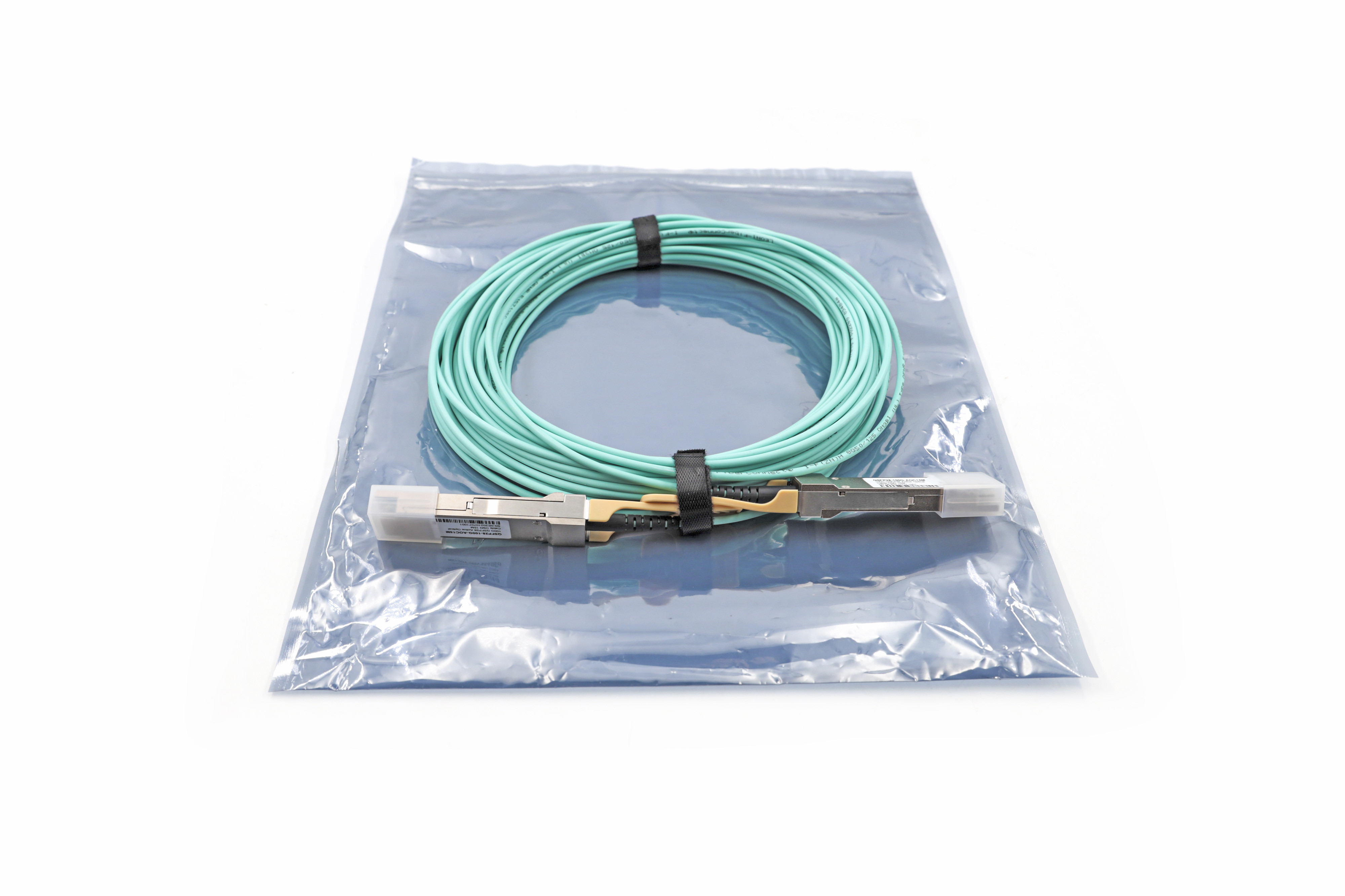 Multimode OM3 100G QSFP28 Active Optical Cable Low Power 850nm For Data Center