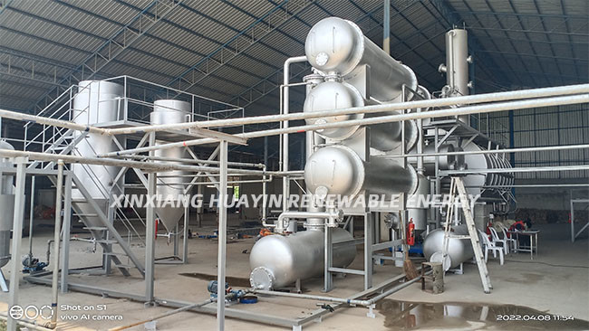 Waste Plastic To Diesel Small Plastic Pyrolysis Machine Pollution Free Plastic Pyrolysis Reactor