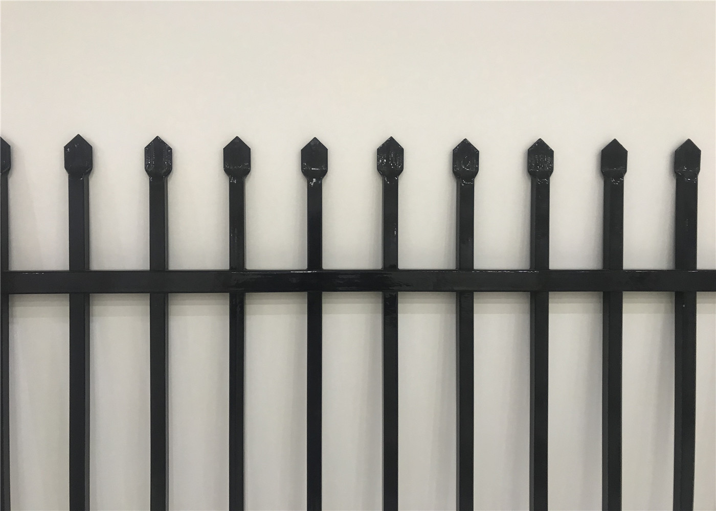 crimped spear tubular picket fencing panels