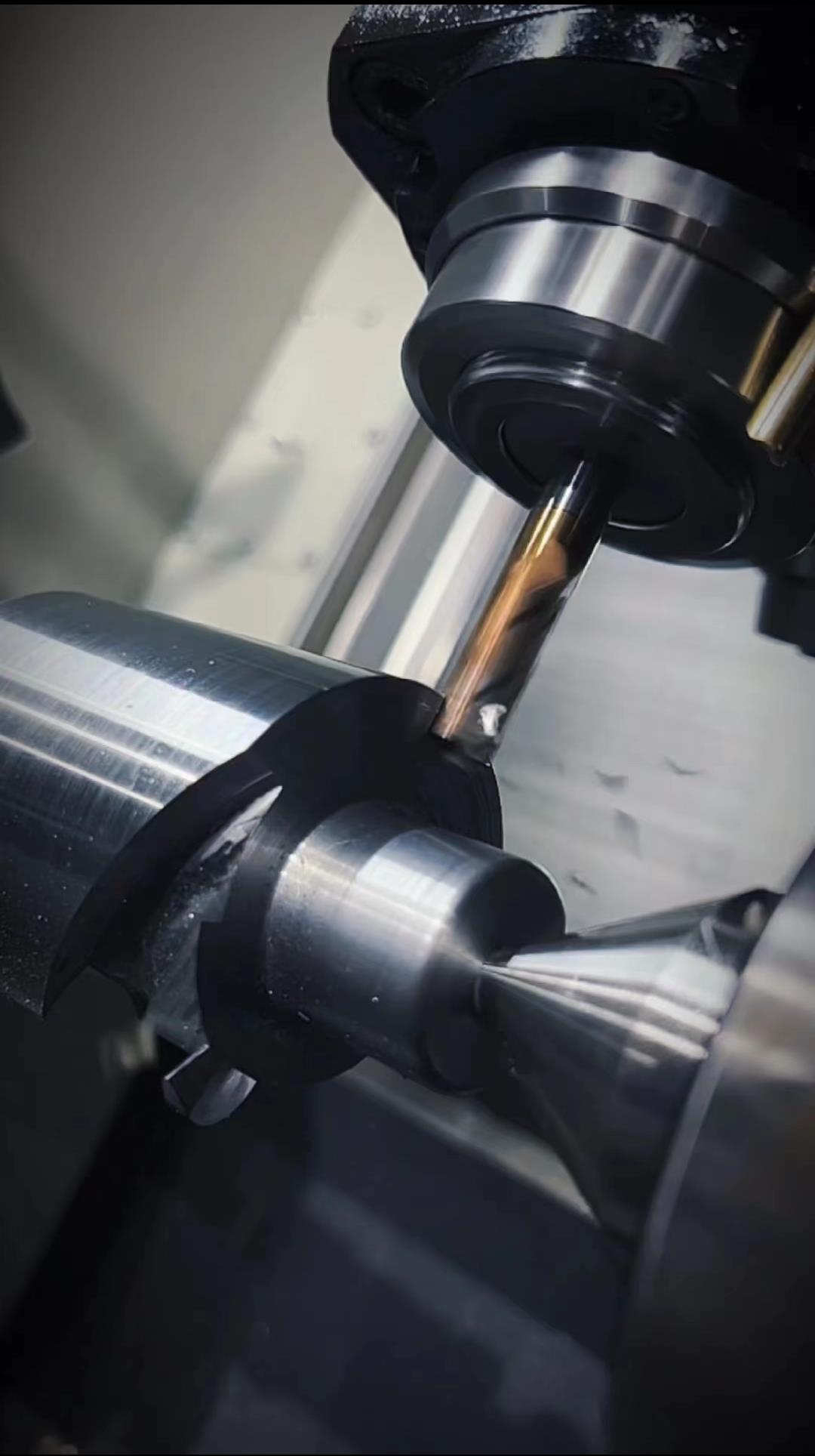 CNC High Accuracy Vertical Mill Turn Machines For Metal Cutting