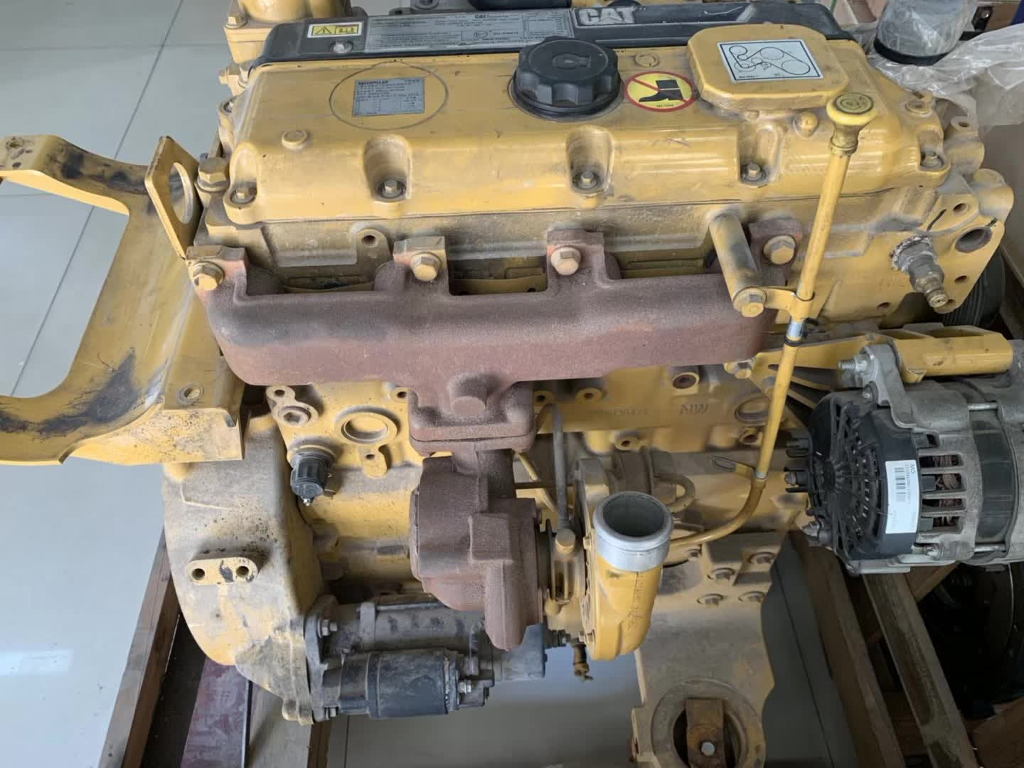High Performance 318D2 L Excavator Diesel Engine Assembly 3916309