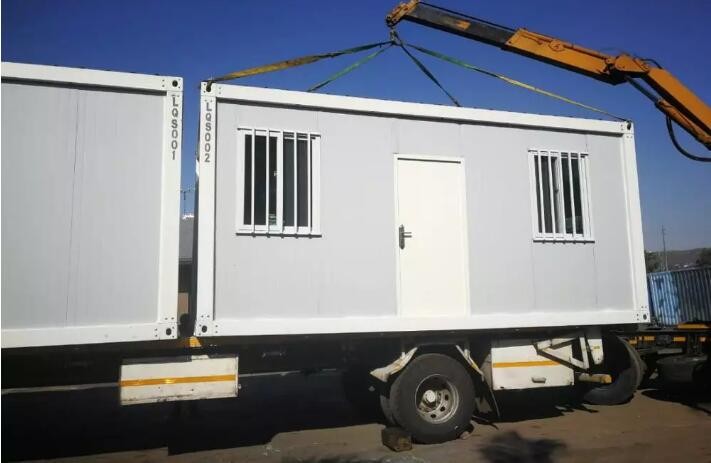 Modern Modular Prefabricated Steel House / Prefabricated Metal Homes