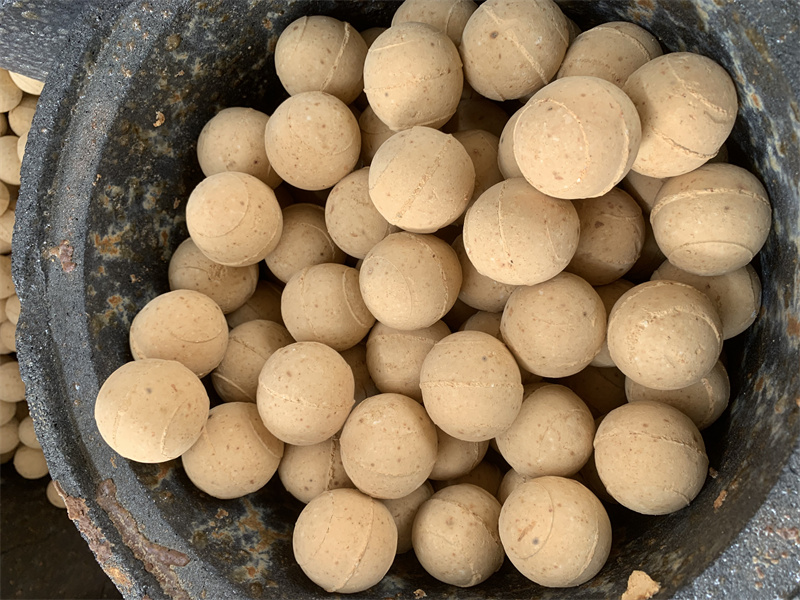 International Standard CrO Content % Hongtai Alumina Refractory Ball for Blast Furnace