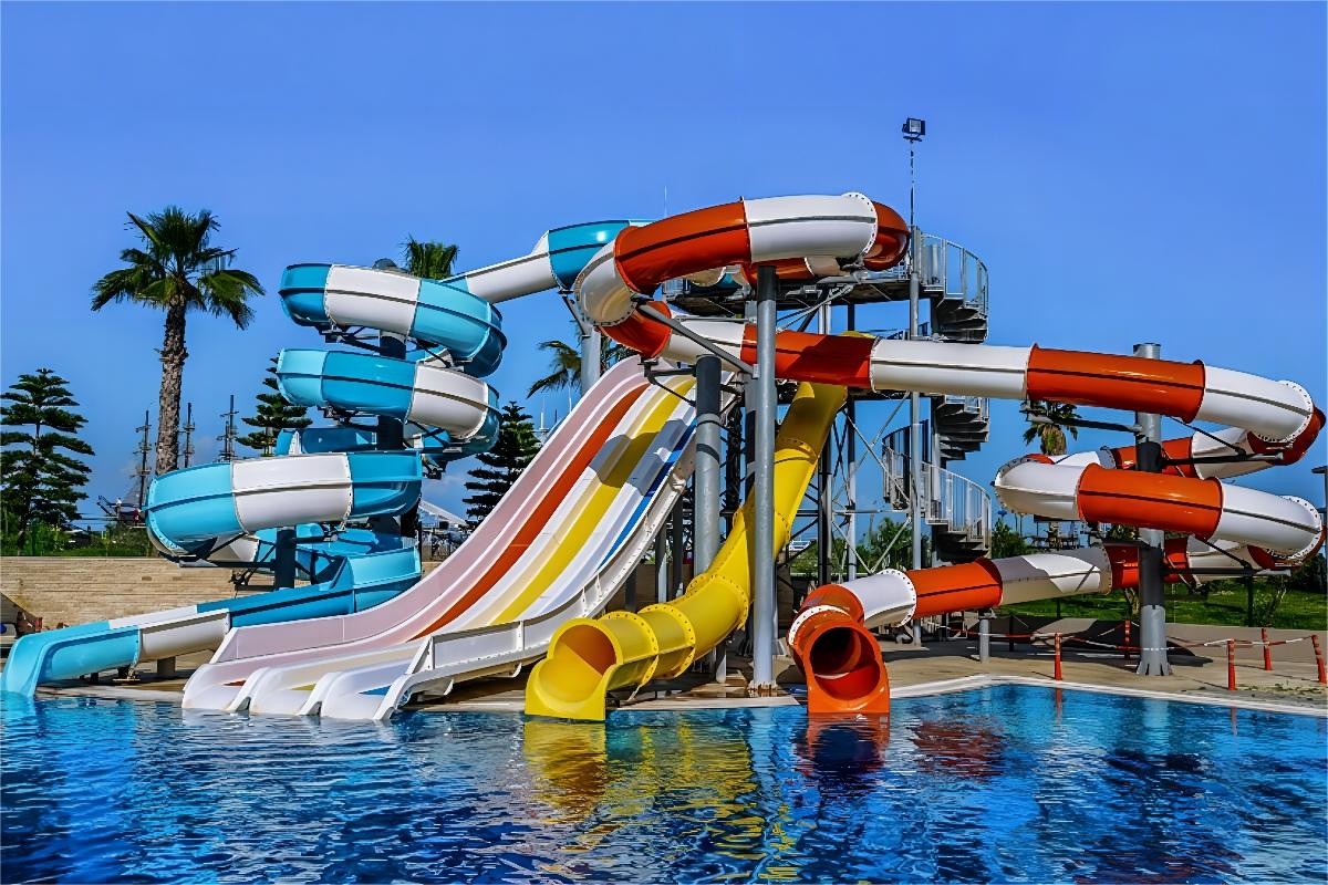 ODM Water Play Attractions Park Equipment Slide For Children