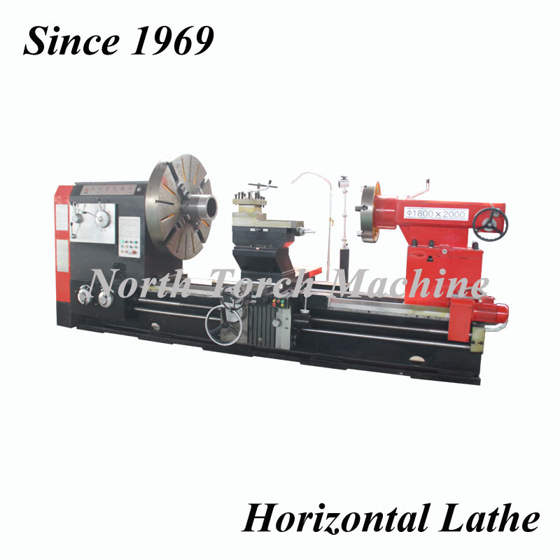 Flat Bed Conventional Lathe Machine High Efficiency For Welding Pipe