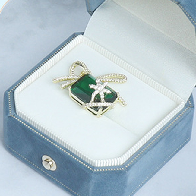 Custom Leather Jewelry Packaging Box For Necklace Earrings Rings Bracelets