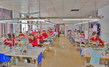 Wuhan dolucky knitwears co.,ltd