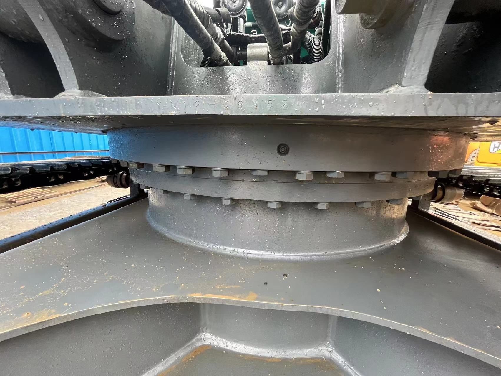 Original 80% New Kobelco SK200-8 Hydraulic Crawer Excavator Secondhand Digger SK200-8 SK200-7 SK220-8