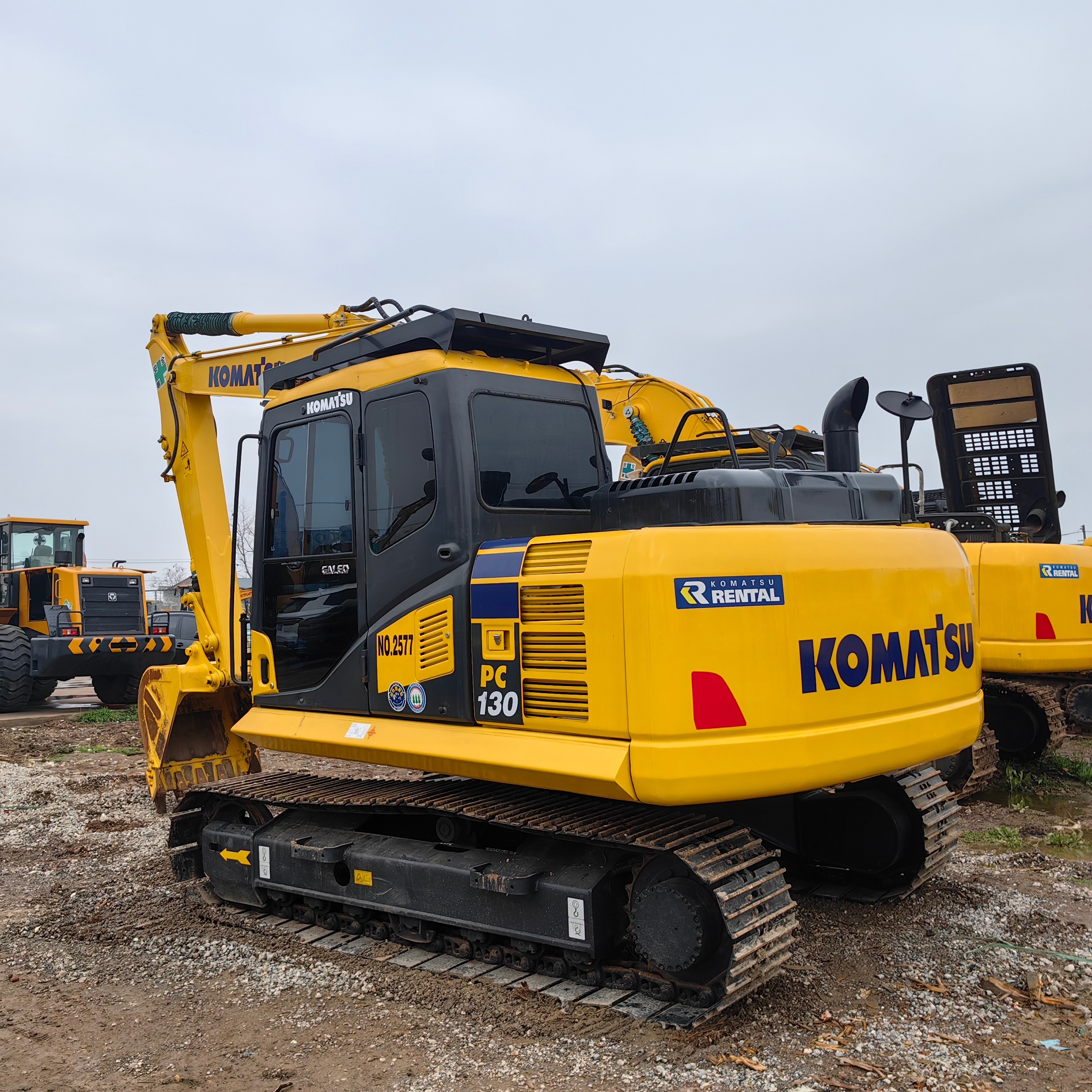 Used Komatsu PC130 Crawler Excavators 13Ton Construction Large Digger Machinery