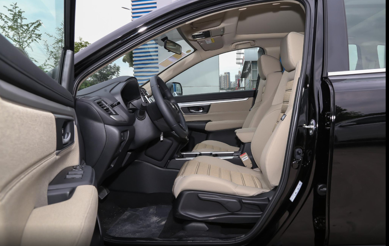 2021 240TURBO CVT Four Wheel Drive Compact SUV Luxury Board