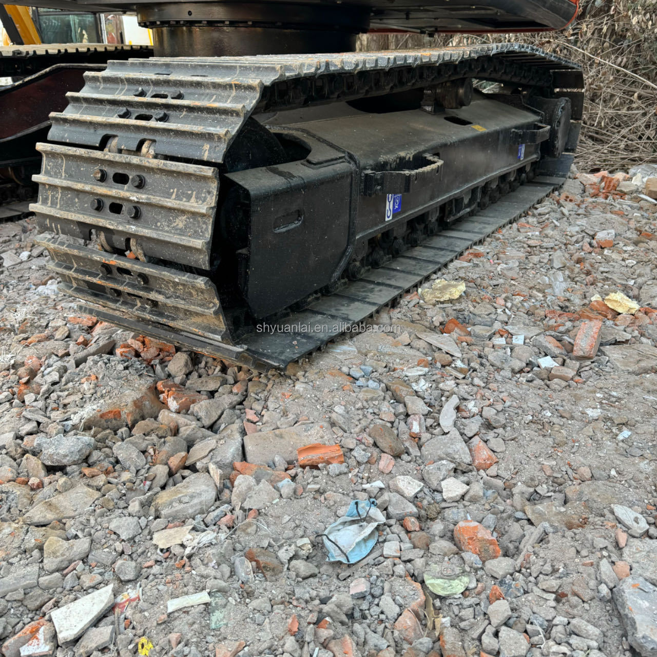 Affordable ORIGINAL Hitachi ZX120 Excavator Energy-Saving and Suitable for Crushing
