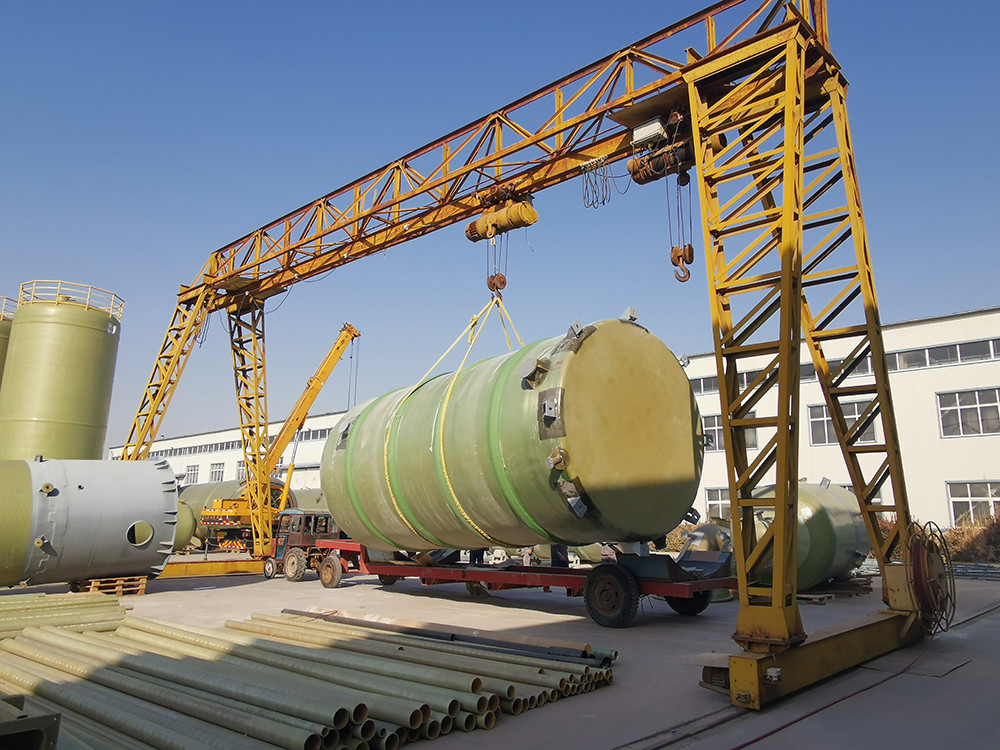 2600 Gallon Antiseptic FRP Cylindrical Tank Horizontal Cylinder For Food Brewing
