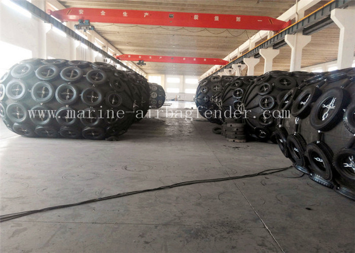 Versatile Yokohama Pneumatic Fenders For Various Marine Environments