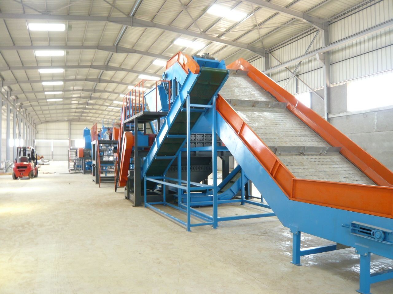 Waste Tire Crushing Recycling Line Tire Grinding Machine Rubber Powder