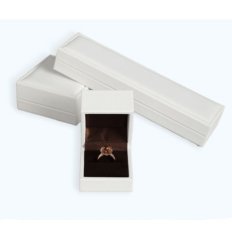 Custom Logo Rigid Cardboard Luxury Jewelry Packaging Paper Gift Box