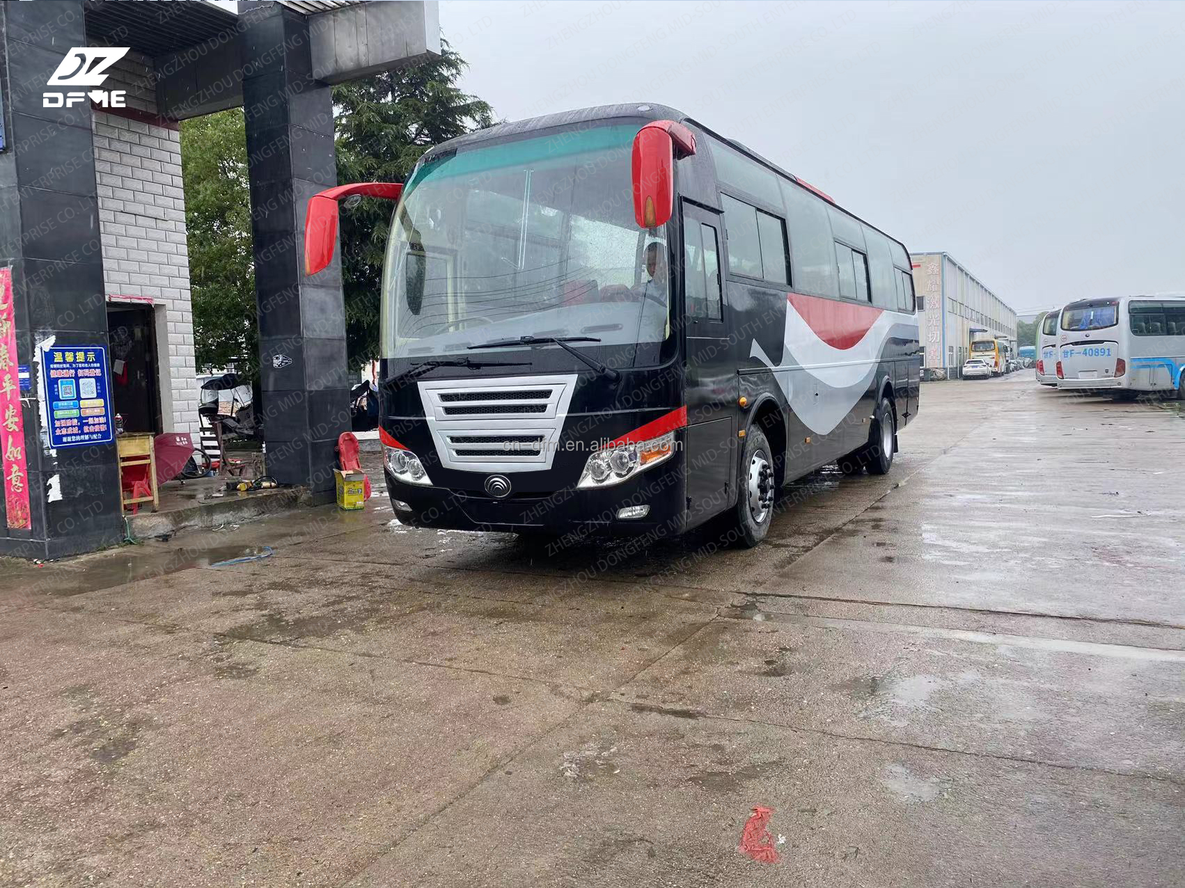 Front Engine 53 Seater 12m Used Bus Coach Bus with Diesel Fuel Type and 270hp