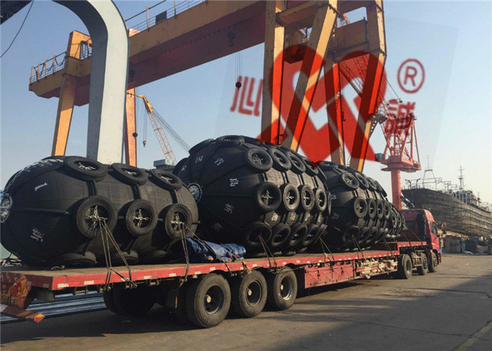 Boat Docking Floating Pneumatic Marine Fenders With Compressed Air