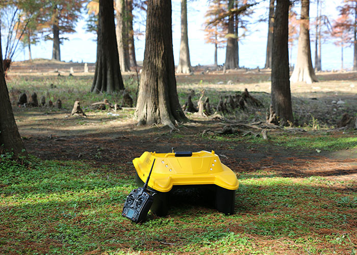 RC Model Sonar fish finder DEVC-303 yellow brushless motor for bait boat