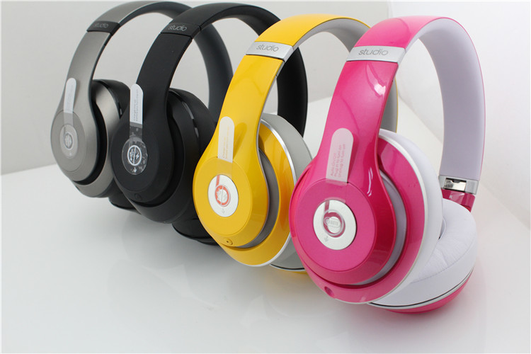 Apple Beats by Dre Studio 2.0 Wired Over-Ear Headphone (white, black, red, pink)