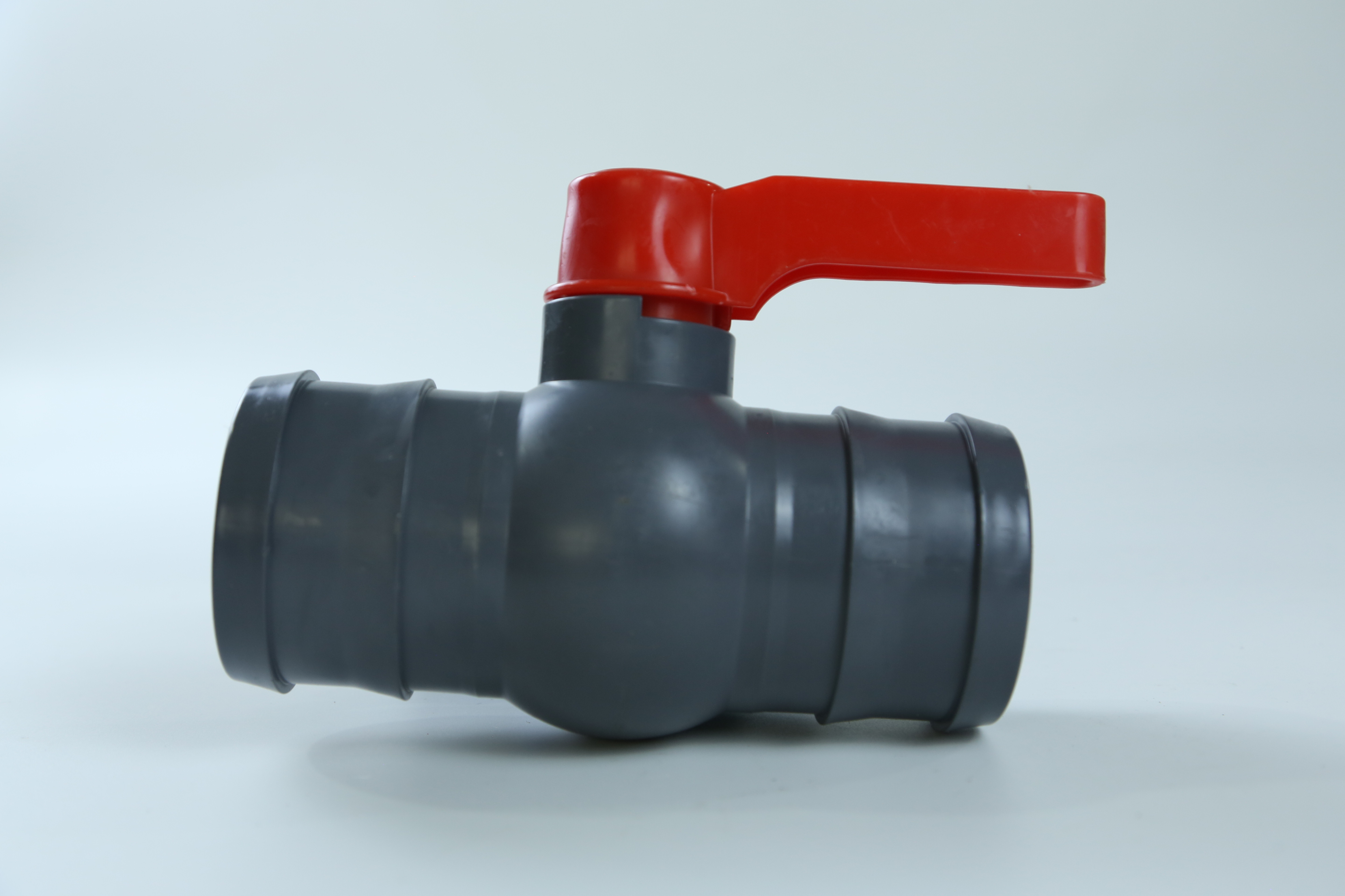 Custom PVC Ball Valve 40mm Wear-Resistant Corrosion Resistant Construction