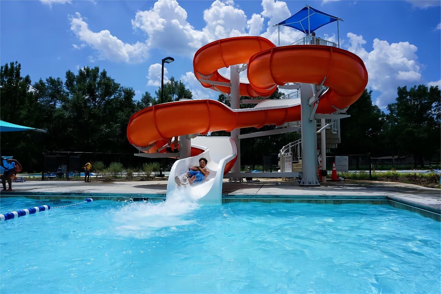 Outdoor Playground Swimming Pool Equipment Fiberglass Spiral Slide