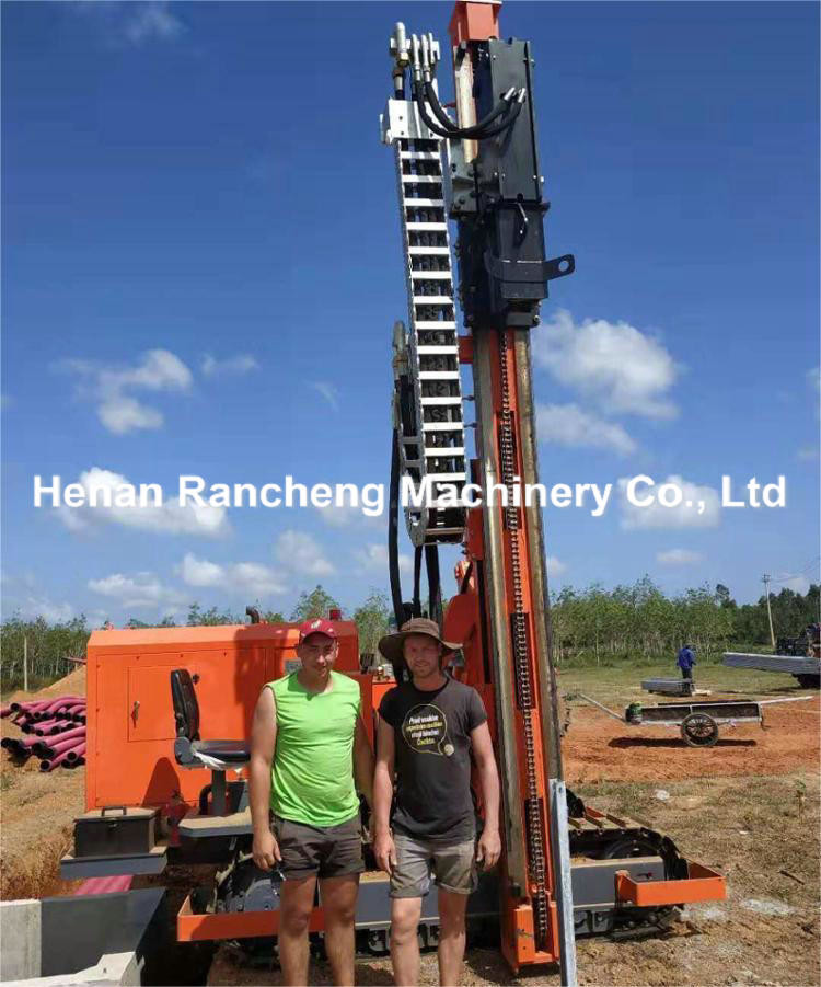 Hydraulic Ramming Solar Pile Driver Equipment 88KW Yuchai Engine 20 - 100m Bore Depth