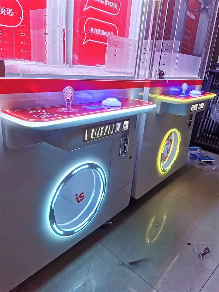 ODM OEM Customized coin operated adjustable vending stuffed toy doll claw game machine for shopping mall