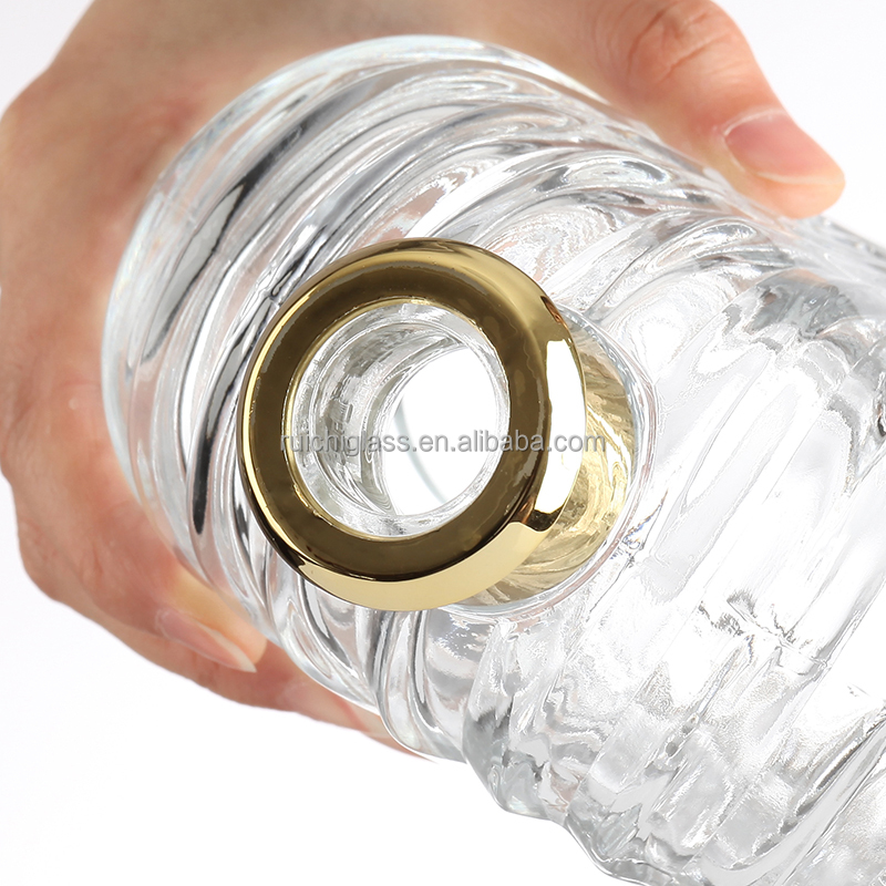 Clear Round Slender Neck Wine Bottles 250ml 300ml 330ml 350ml for Drinking Packaging