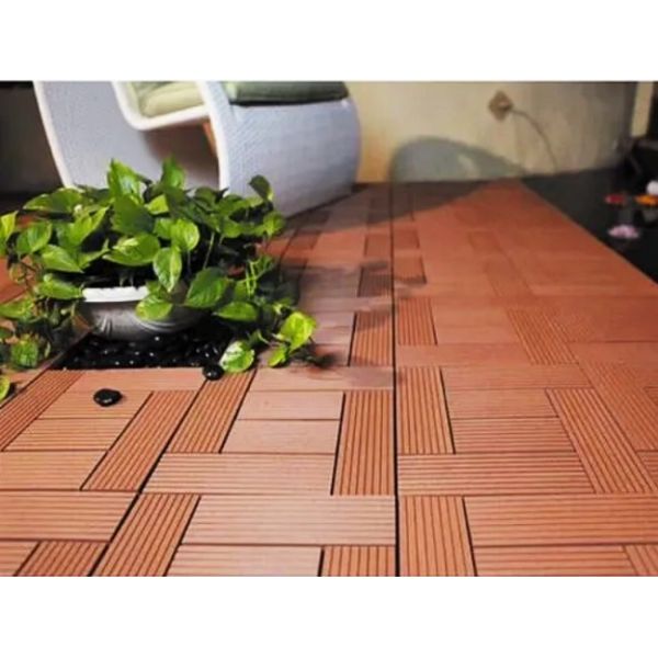 146 X 31mm 300 X 300mm WPC DIY Decking Wood Grain Composite Decking