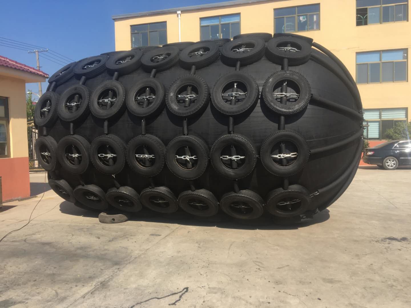 Integral Winding Floating Yokohama Pneumatic Rubber Fenders D1700x L3000