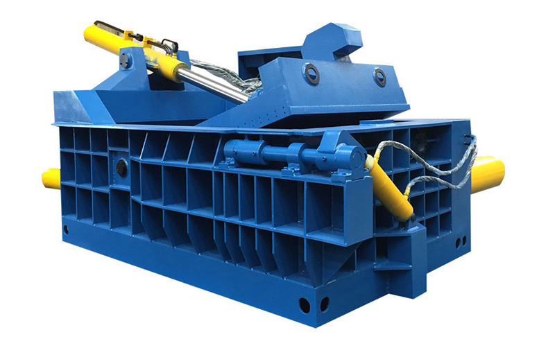 Metal Scrap Paint Bucket Hydraulic Briquetting Machine For Sawdust 4000kg