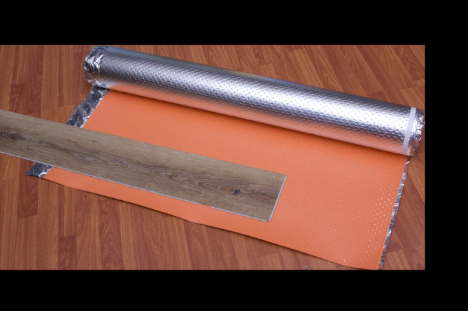 3mm Cross Link IXPE Foam Underlayment With Silver Vapor Barrier