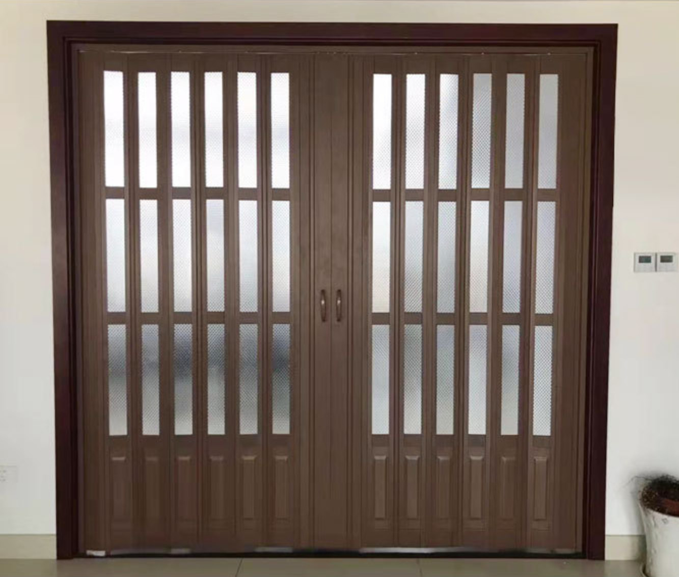 Customized Color Brown White PVC Sliding Door Waterproof For Living Room