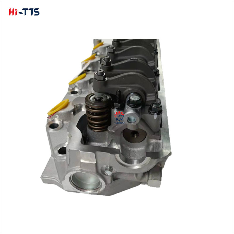 22100-42700 Cylinder Head For 4D56 Kom-atsu Engine.
