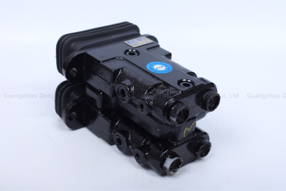 Hydraulic foot pedal valve for crawler excavator components NVK45DT 2023 hot Sale