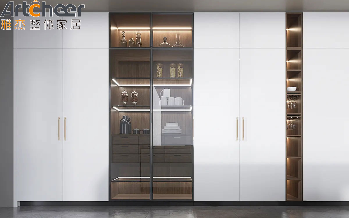 Italian Kitchen Cabinet Modern Design High End Lacquer and Laminated Finish