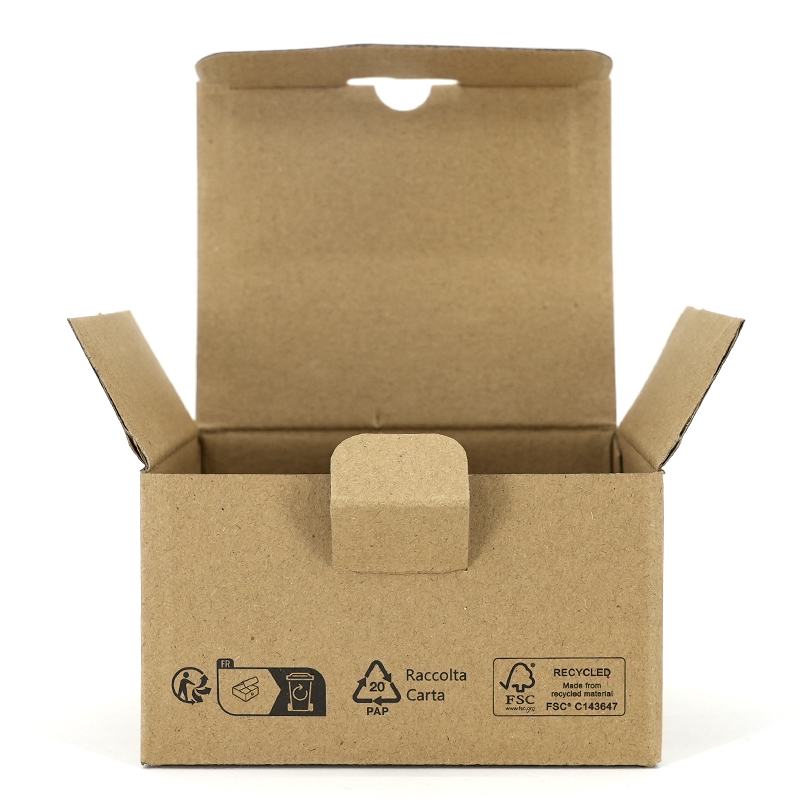 Varnished Personalized Satin Lined Box Packaging Recycled Materials