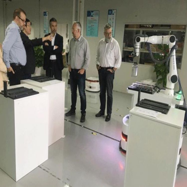 Collaborative Robot with onrobot robot gripper 10kg 1300mm Hans E10-L Coffee Robot