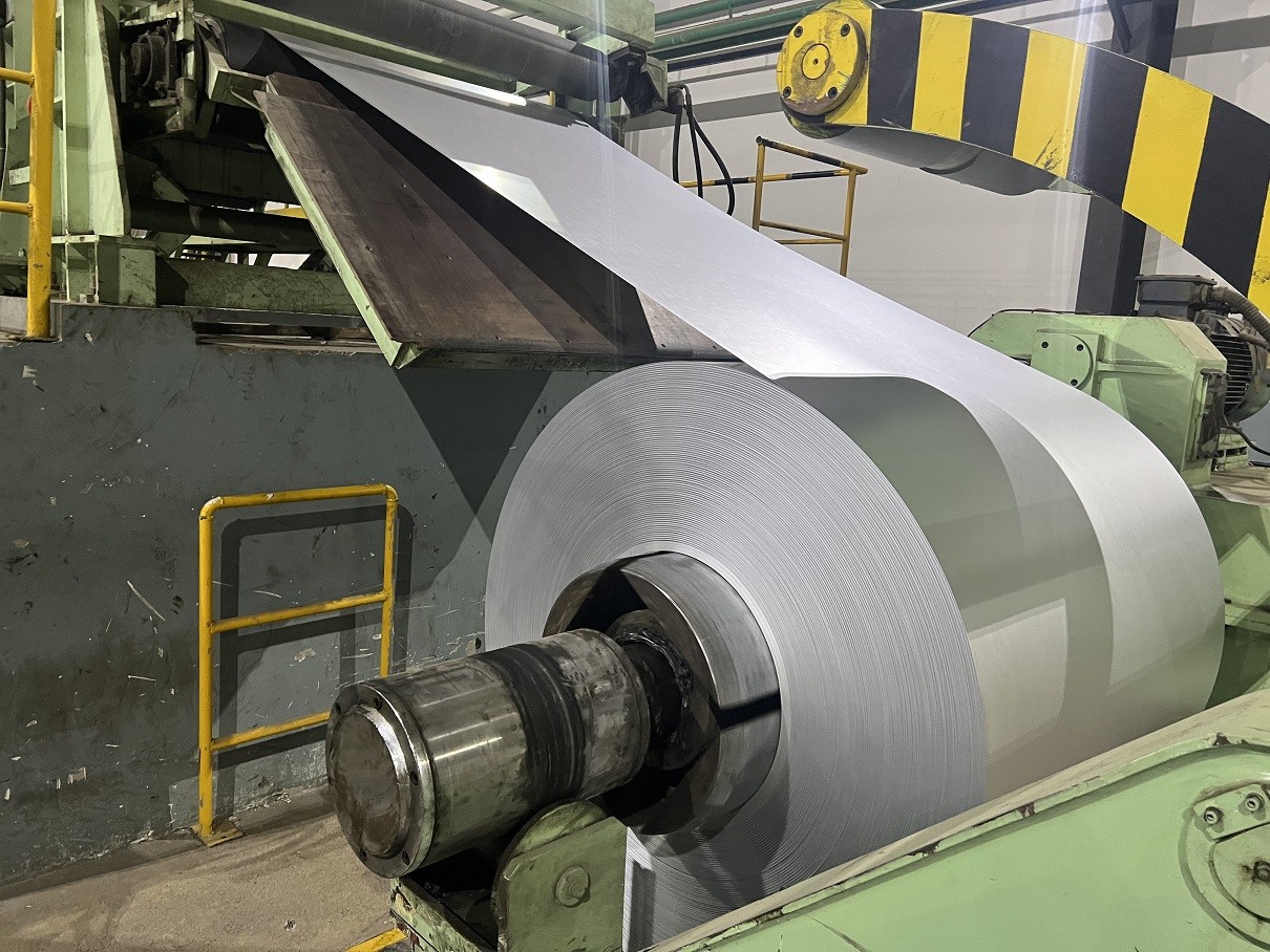 AZ120 AFP Galvalume Steel Tile A792M CS-B Roof Tiles Corrugated Sheet Panels AZ120 GL 55% Aluzinc Steel Coil