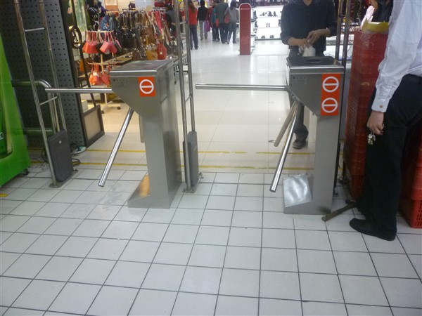 Intelligent Tripod Turnstile Gate , Single / Bi-Direction Security Turnstile Gate