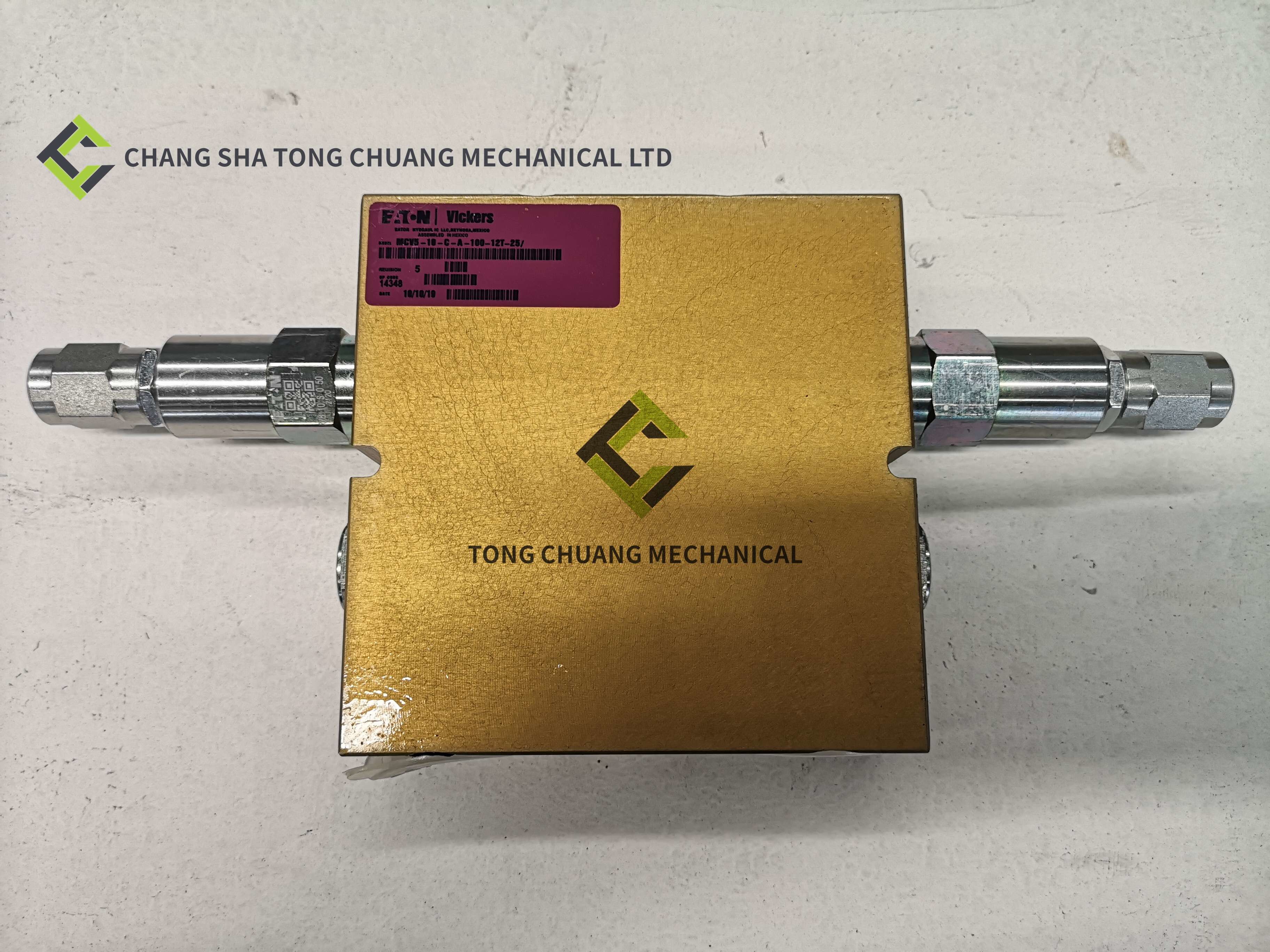 Spare parts of concrete pump truck of Sany Heavy Industry, rotary balance valve MCV 5-10-C-A-100-12T-25 B220400000073