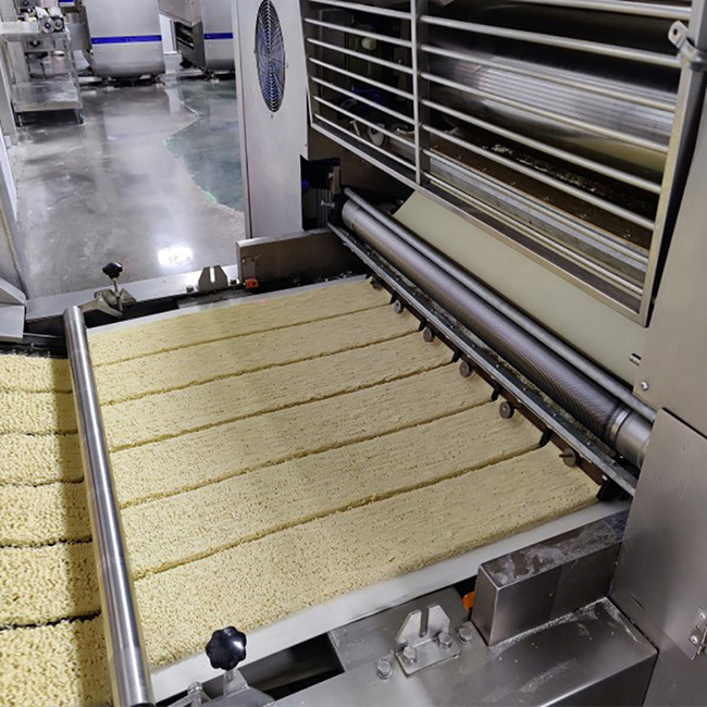 80000pcs/8h Dry Noodle Making Machine Cup Noodles Manufacturing 63KW